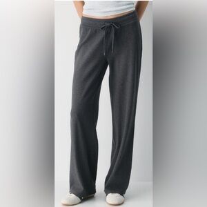 Aritzia HomeStretch Rib Kickback Pant